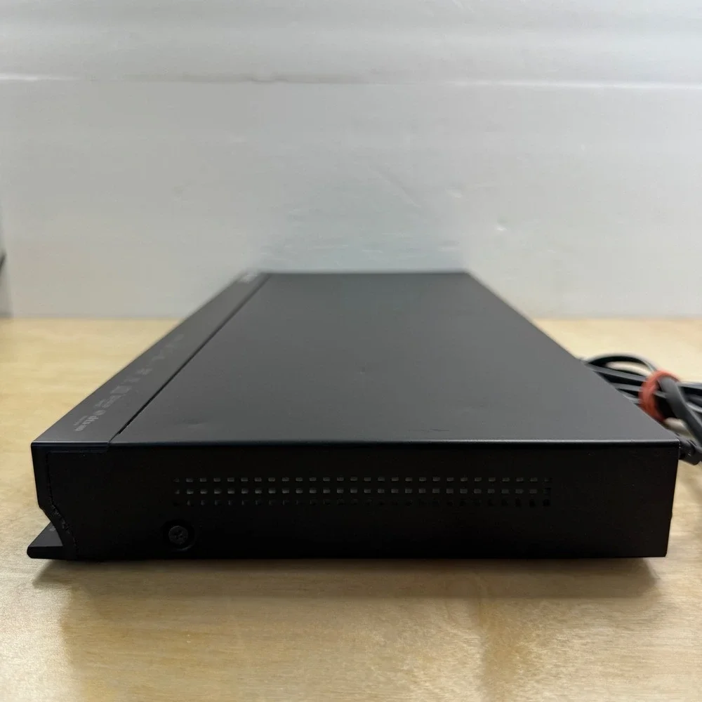 Sony BDP-S570 Blu-ray Disc Player 3D Built-in Wi-Fi WLAN Black with Remote